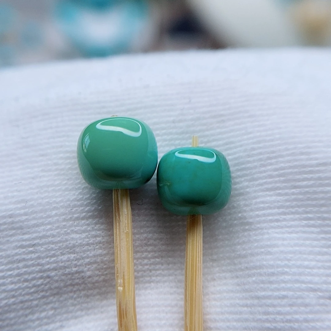 绿松石配饰未镶嵌