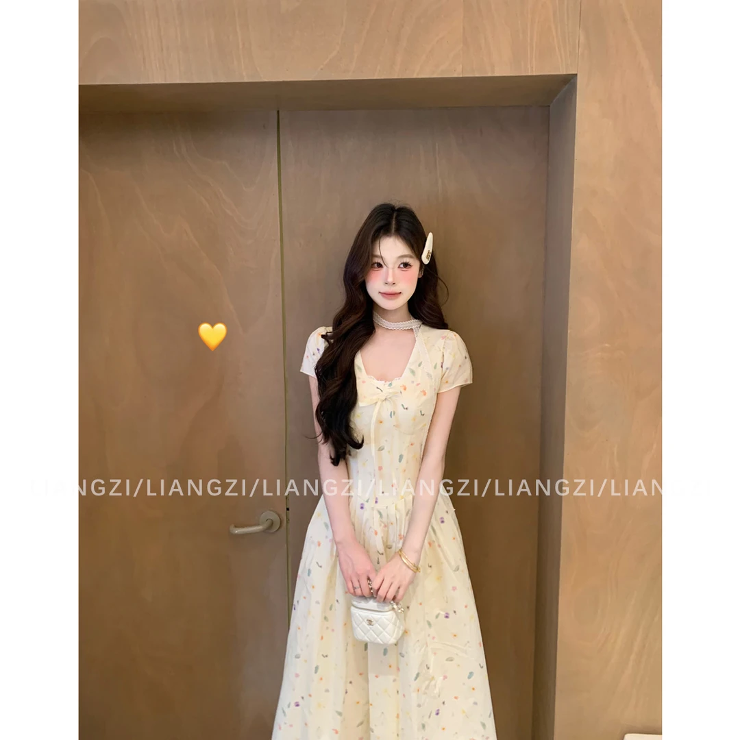梁子【雏菊甜酿】夏季设计感甜美风碎花长裙新款气质收腰连衣裙