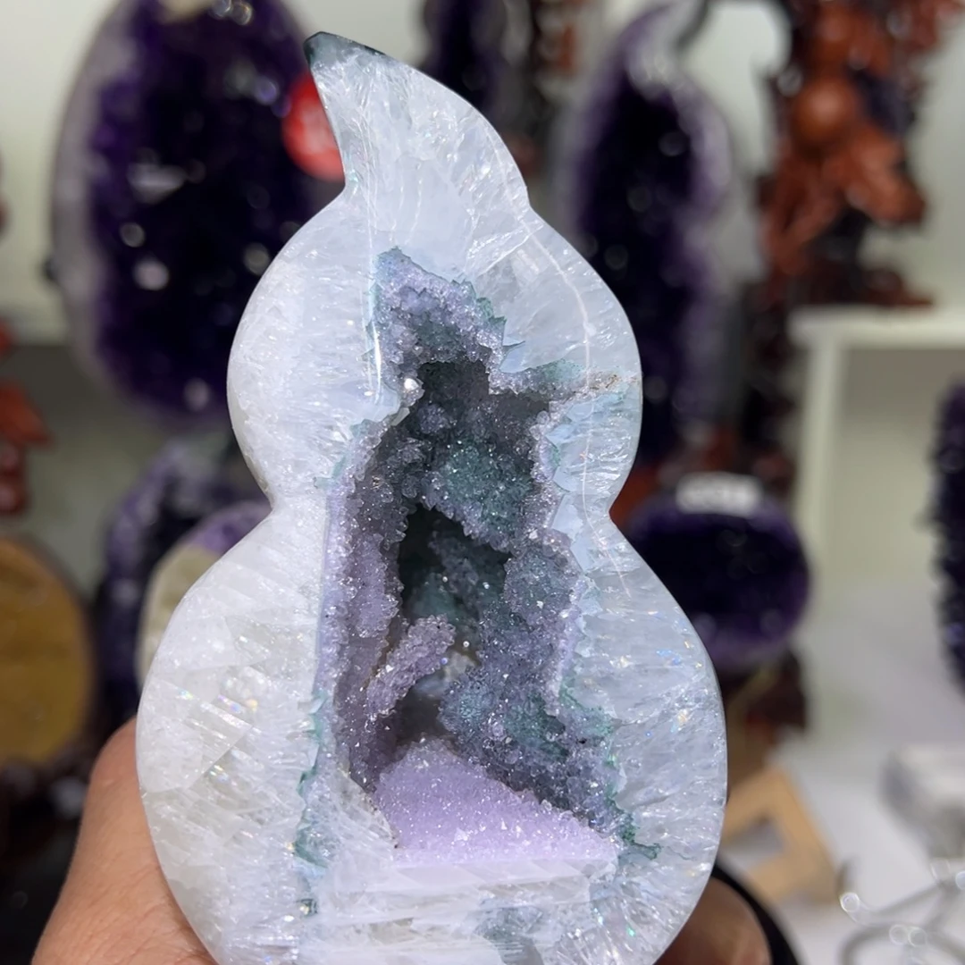 未镶嵌水晶大型摆件（非配饰）