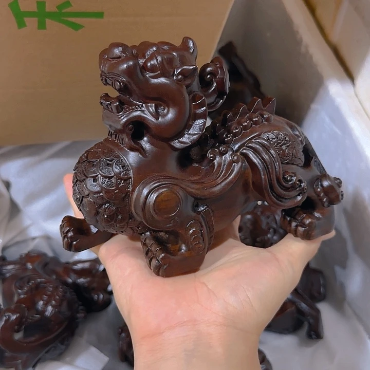 木黑檀木20金钱貔貅一只