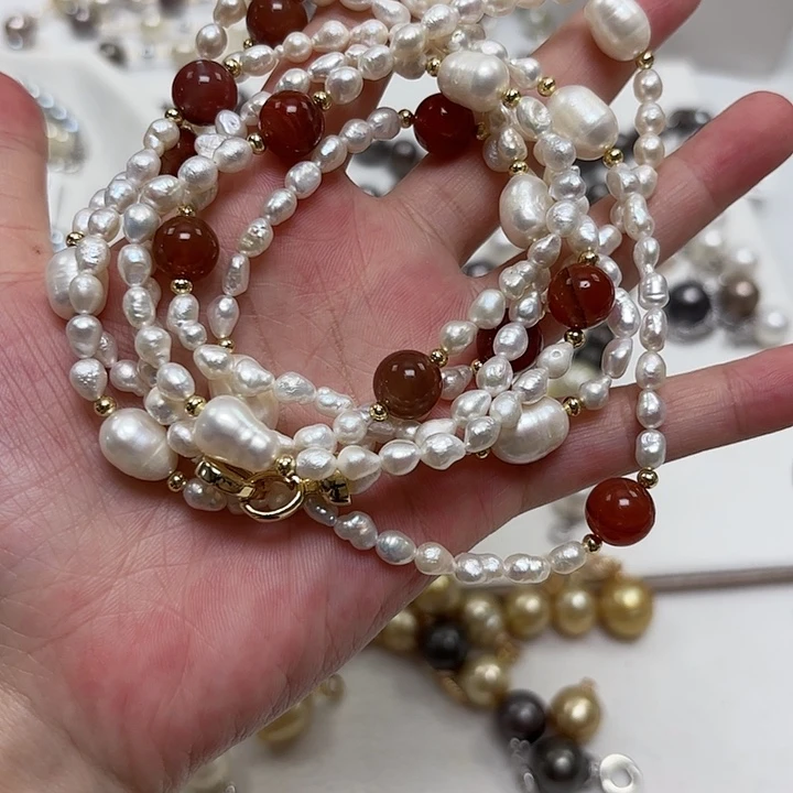 雪***奕淡水珍珠未镶嵌颈饰