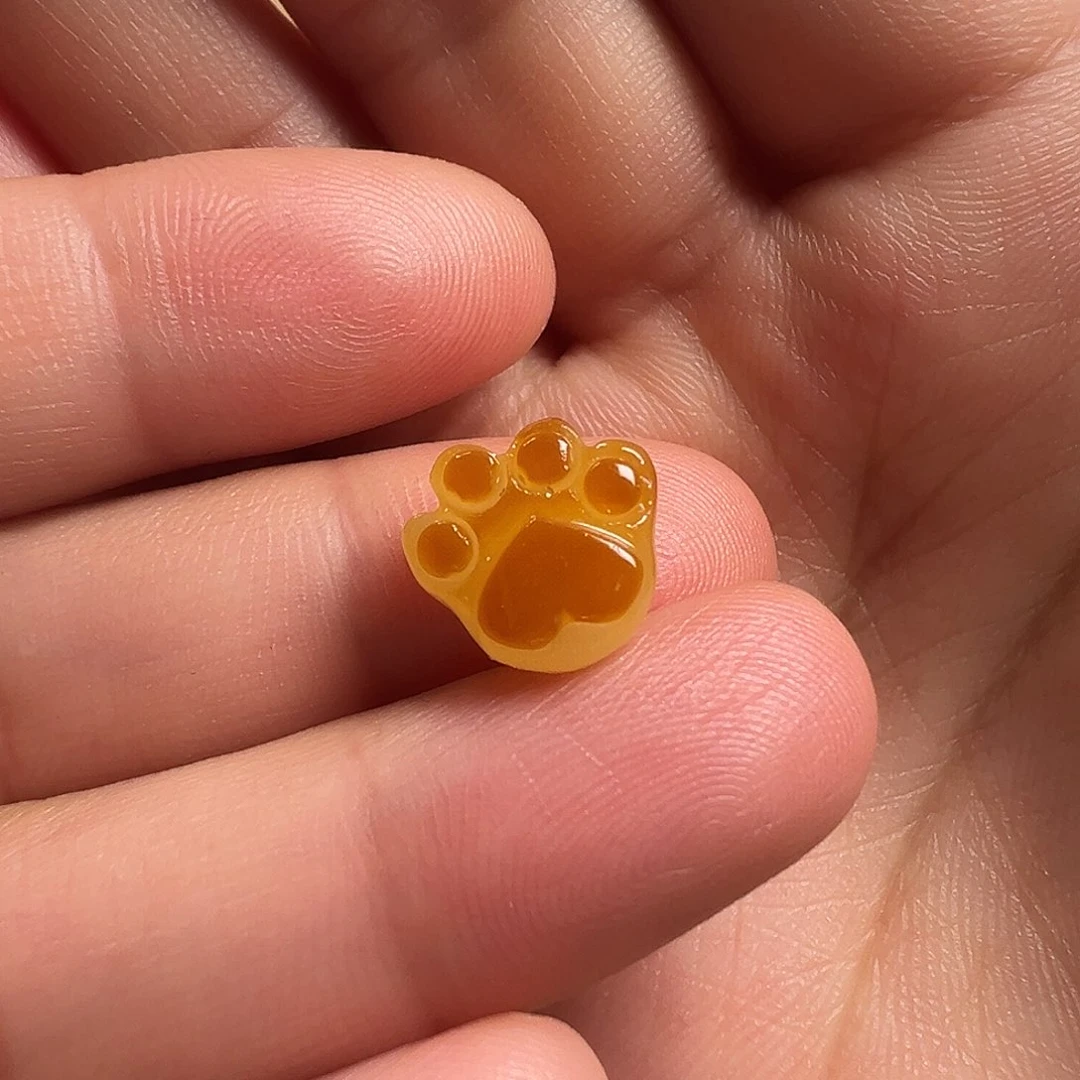 蜜蜡颈饰未镶嵌熊掌（打孔不退换）