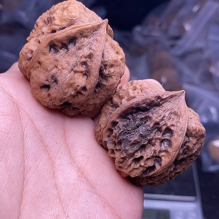 文玩核桃把件   125