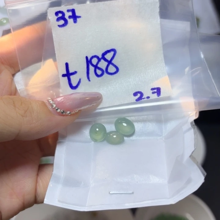 定制翡翠未镶嵌不