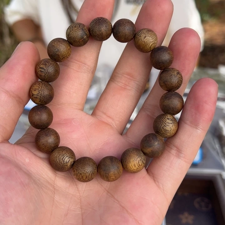 手串沉香单圈1.2规格。11克➕