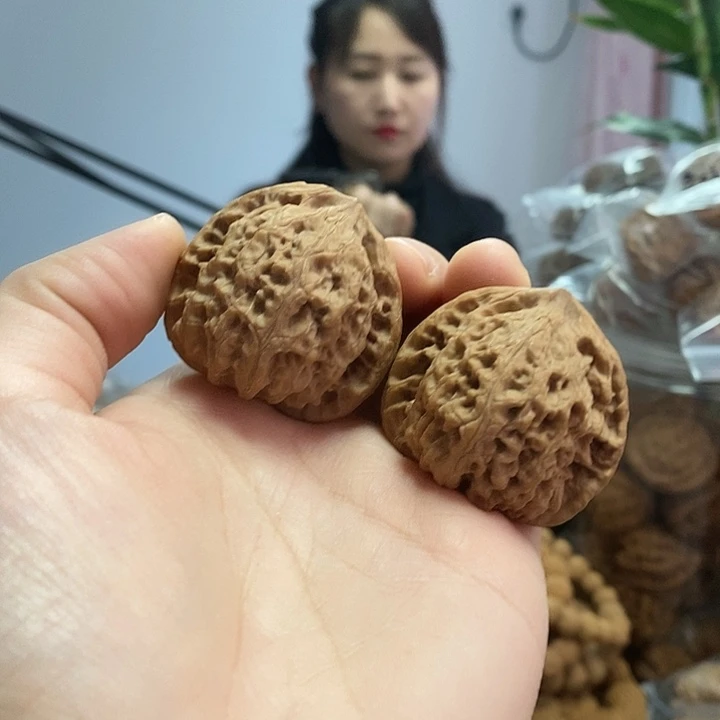 文玩核桃把件41虎头王小众