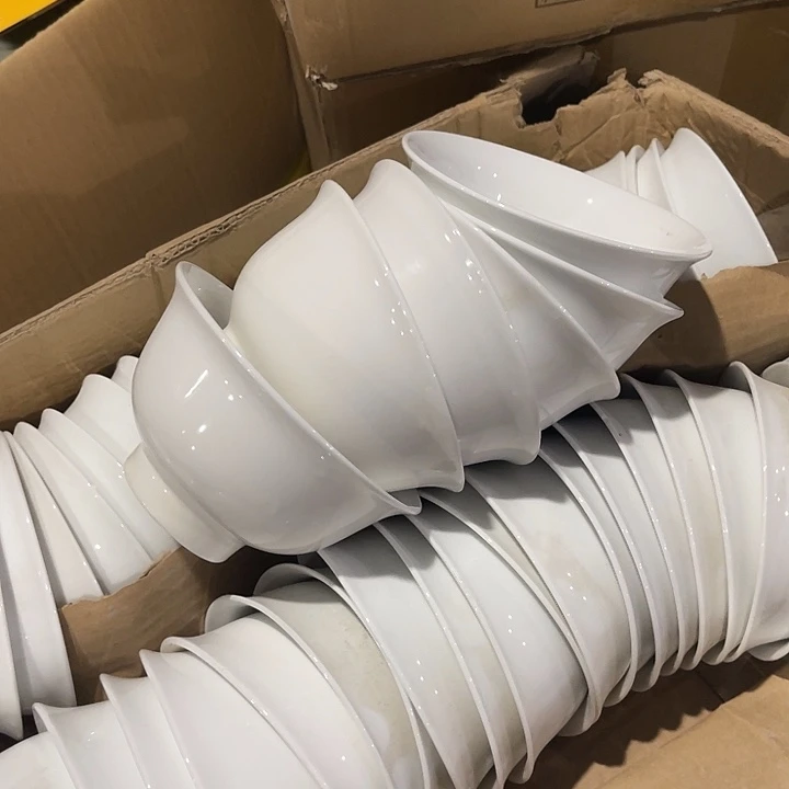 瓷片高白泥4.75英寸高脚米饭碗六个，微瑕包邮