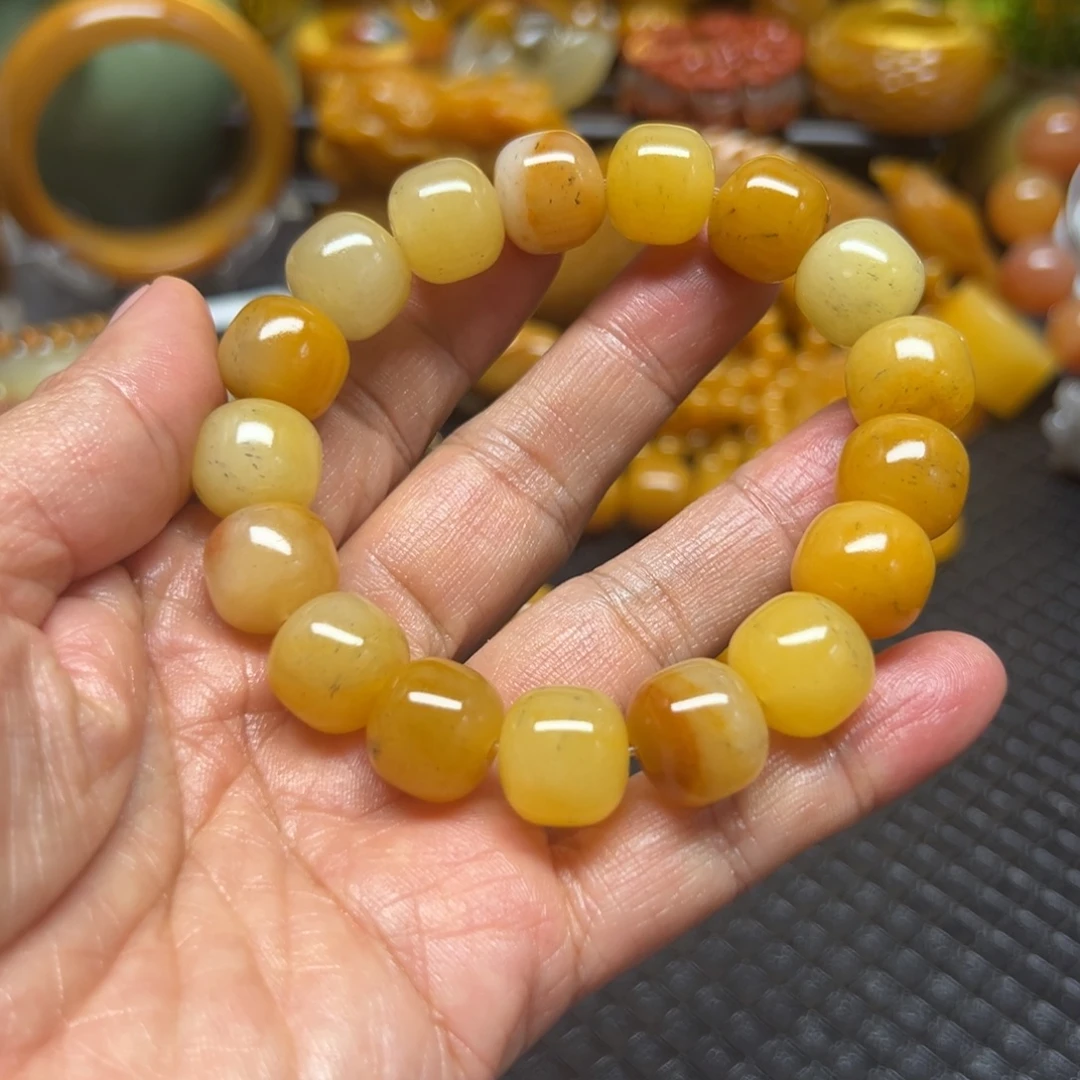 石英质玉未镶嵌颈饰