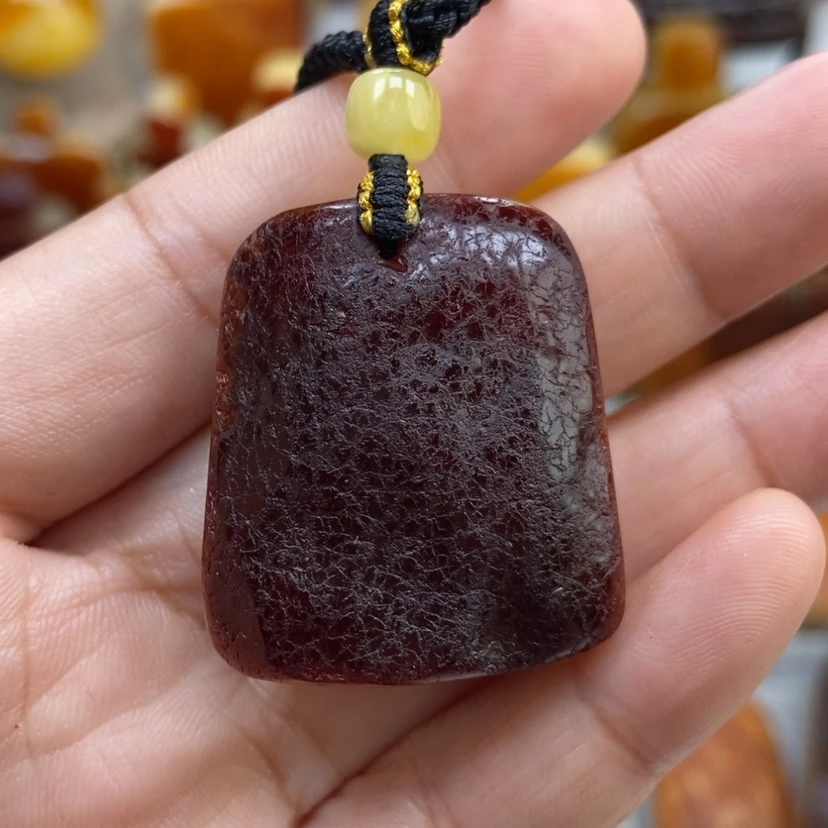 【闪购商品】琥珀颈饰未镶嵌