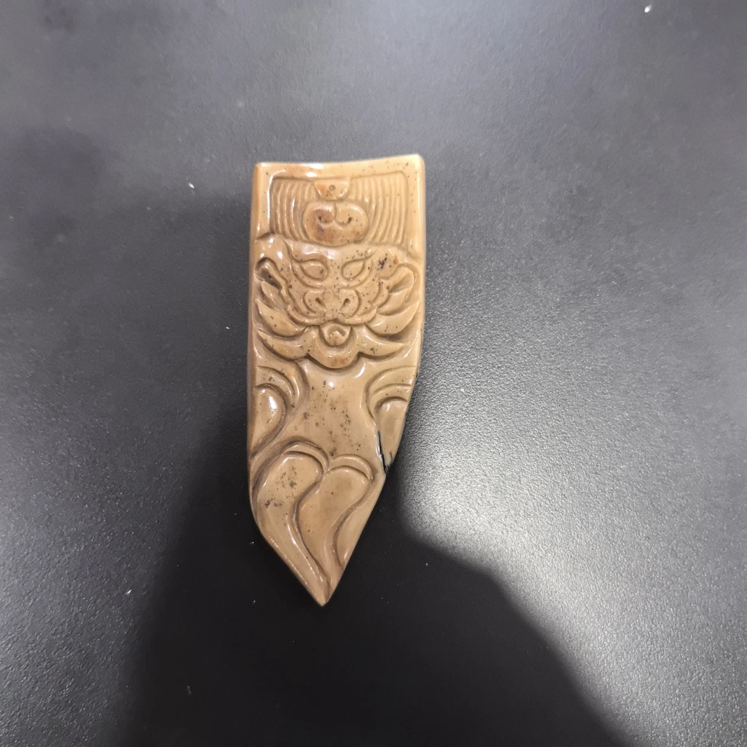 猛犸约28.7克雕刻牌BC1766
