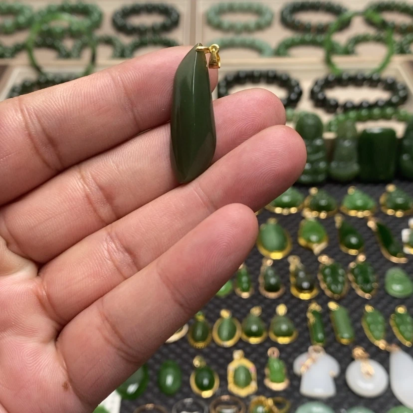 【闪购商品】和田玉（碧玉）银S925镶嵌颈饰