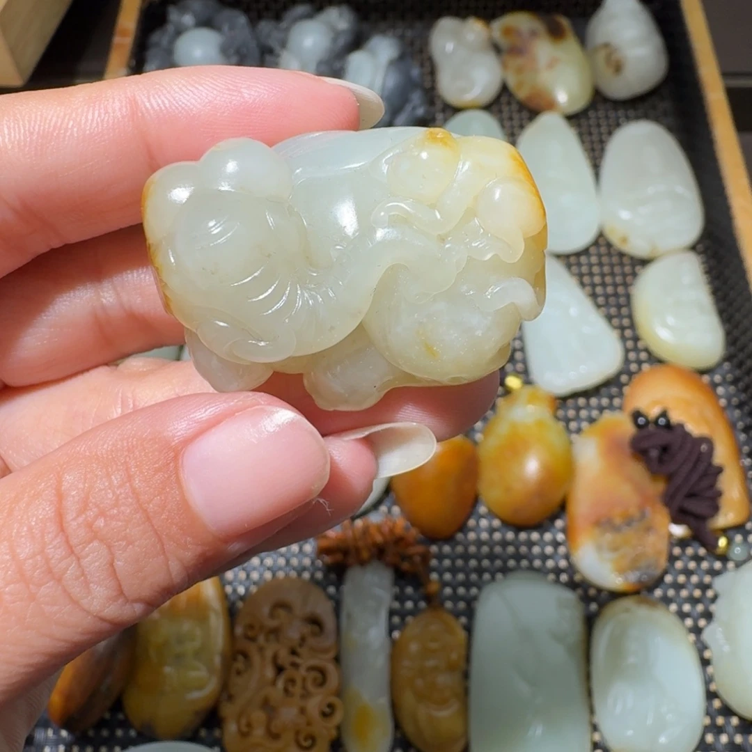 和田玉未镶嵌吊坠(不含链)