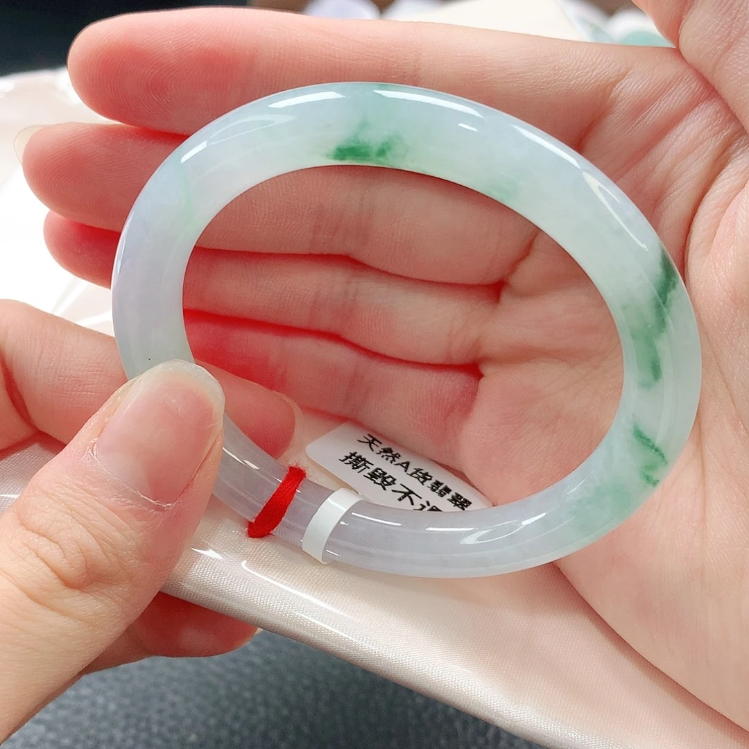 翡翠手镯未镶嵌53贵妃
