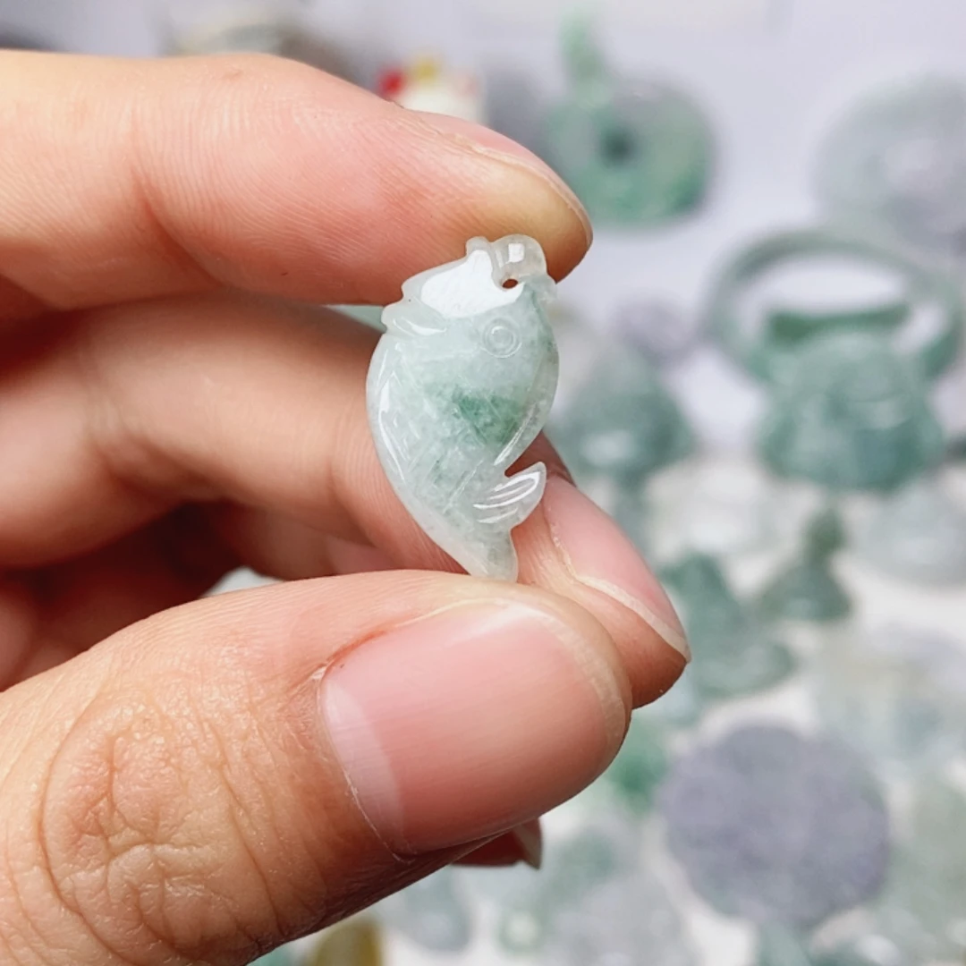 翡翠未镶嵌吊坠(不含链)翡翠