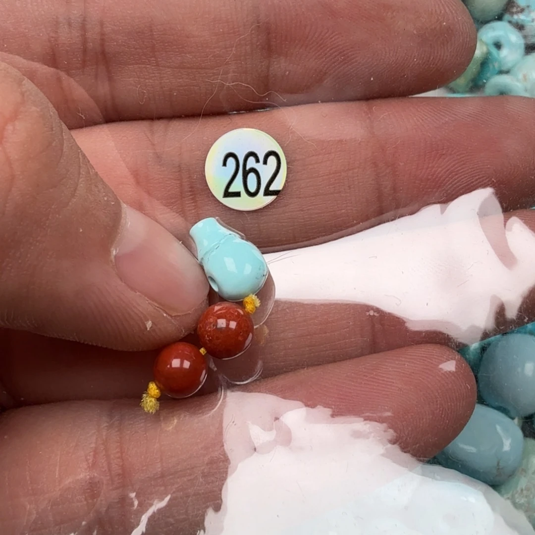 南红玛瑙未镶嵌珠宝奇石