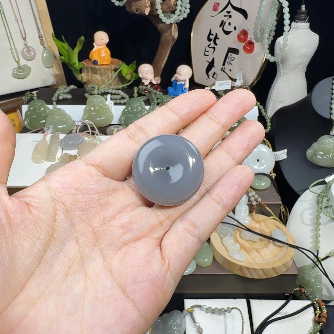 连***吖和田玉未镶嵌颈饰