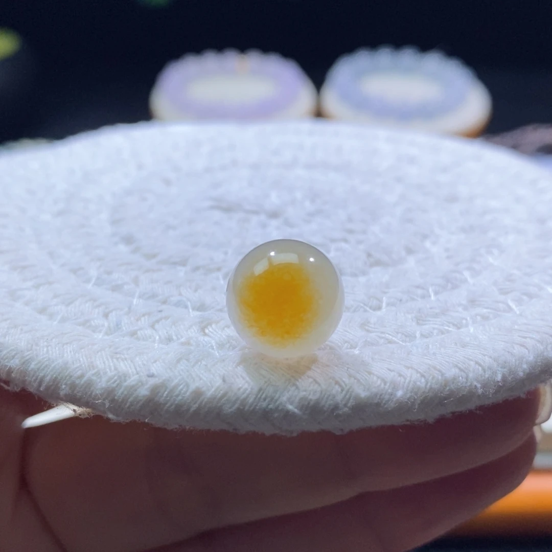 颈饰未镶嵌翡翠冰飘黄翡卡12.8mm