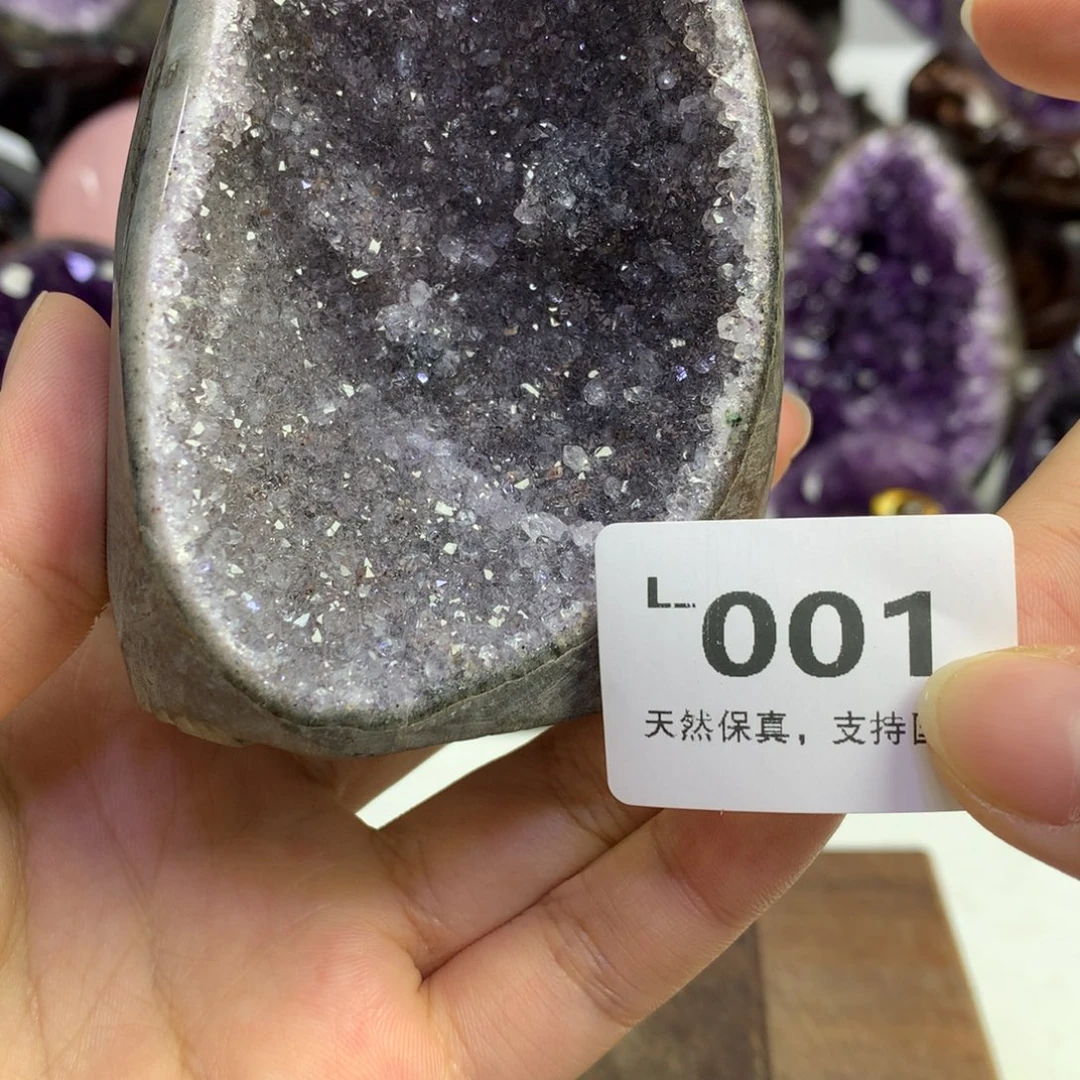 紫晶大型摆件（非配饰）未镶嵌