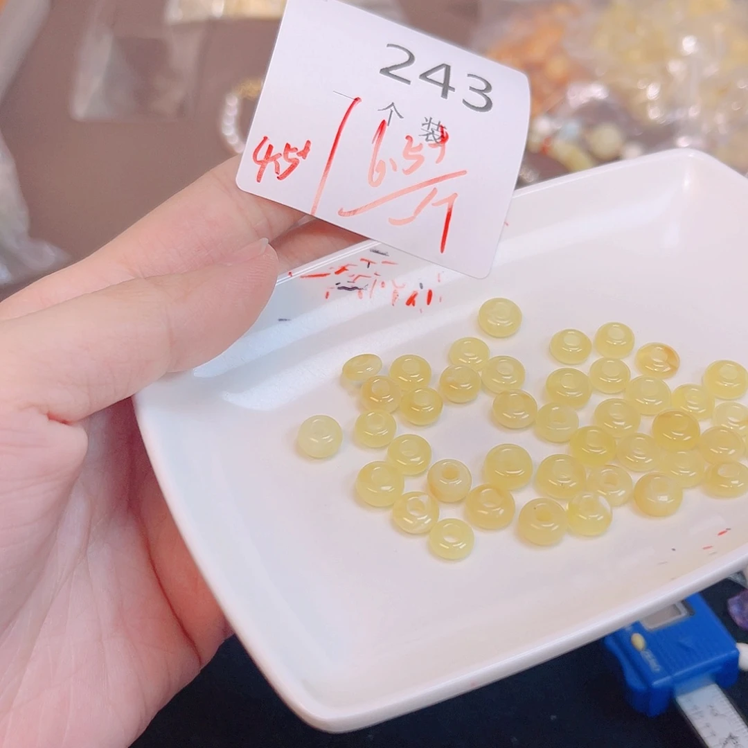 水晶珠宝半成品未镶嵌243 。