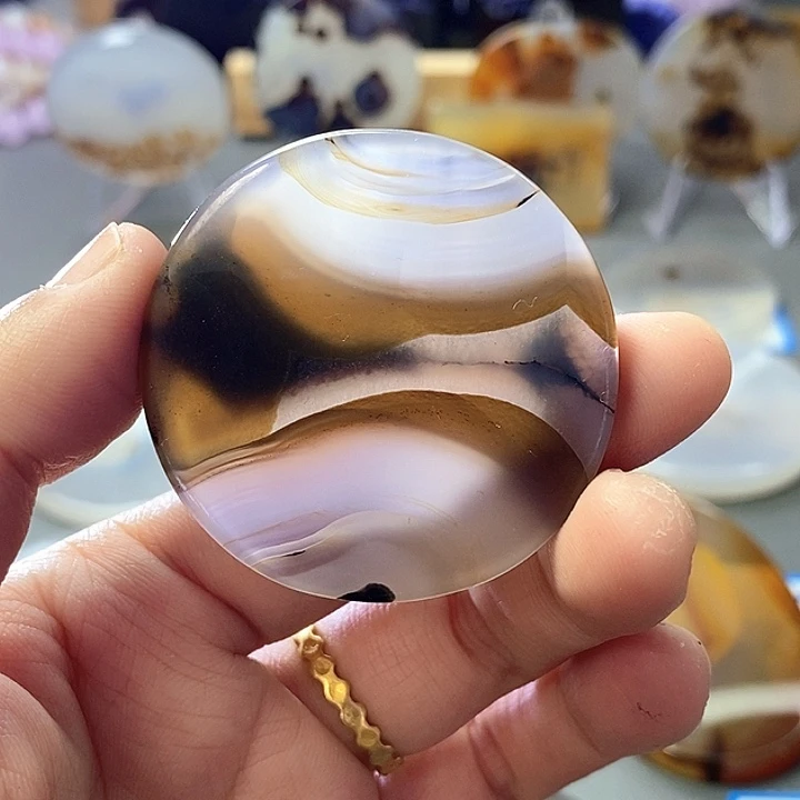 玛瑙/玉髓未镶嵌珠宝半成品