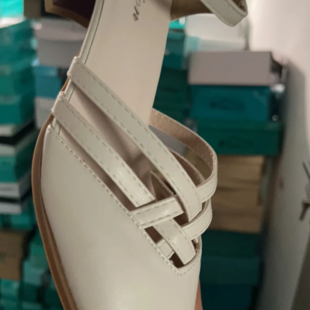 直播商品3-5厚底透气深口镂空时尚休闲鞋时尚网红网面鞋子