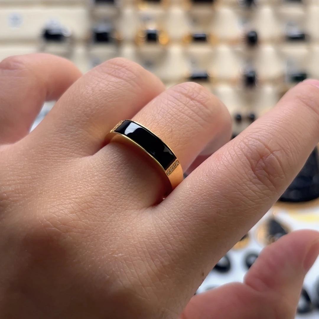 真***实翡翠18K金镶嵌戒指缅甸翡翠