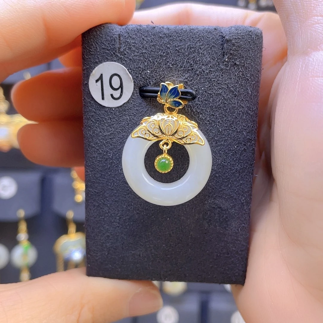 和田玉颈饰银S925镀金镶嵌