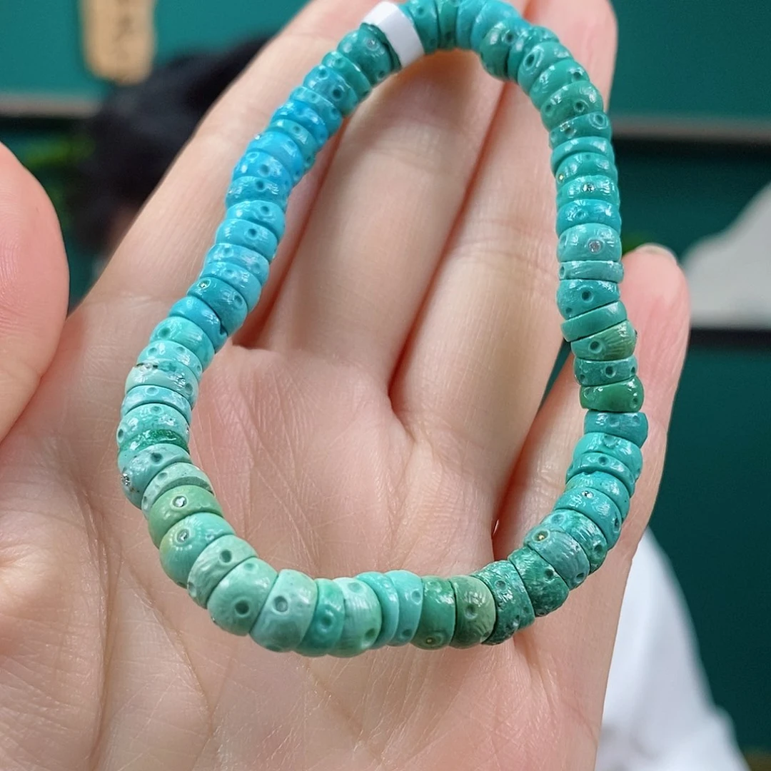 未镶嵌绿松石珠宝奇石