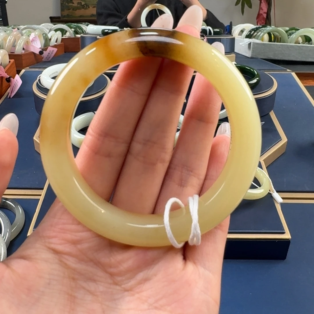 大***ღ和田玉未镶嵌手镯C0066-55