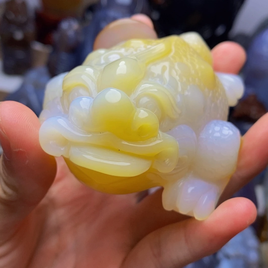 玛瑙/玉髓手把件未镶嵌