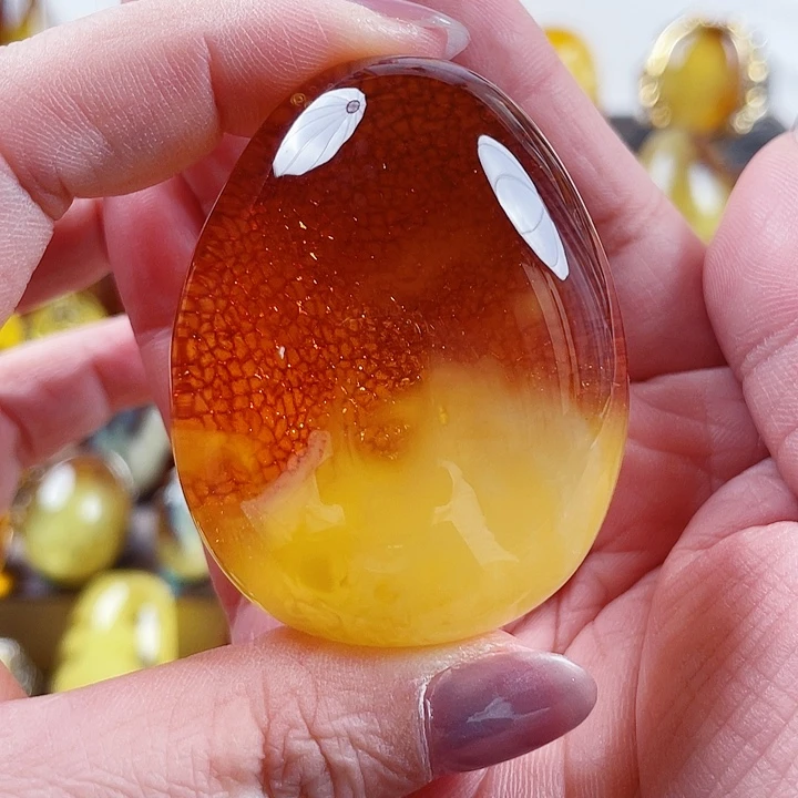 琥珀未镶嵌裸石吊坠