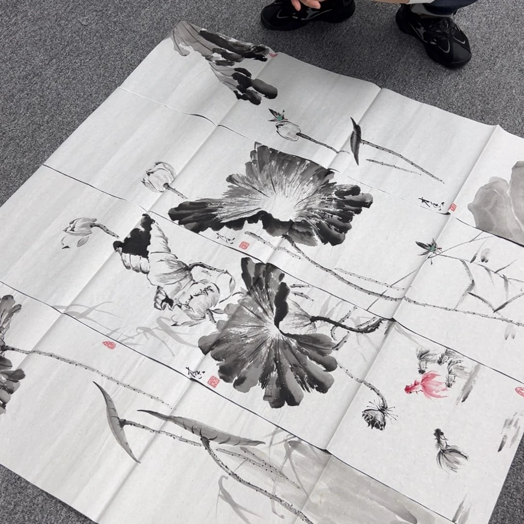 国画卖字画的小老板