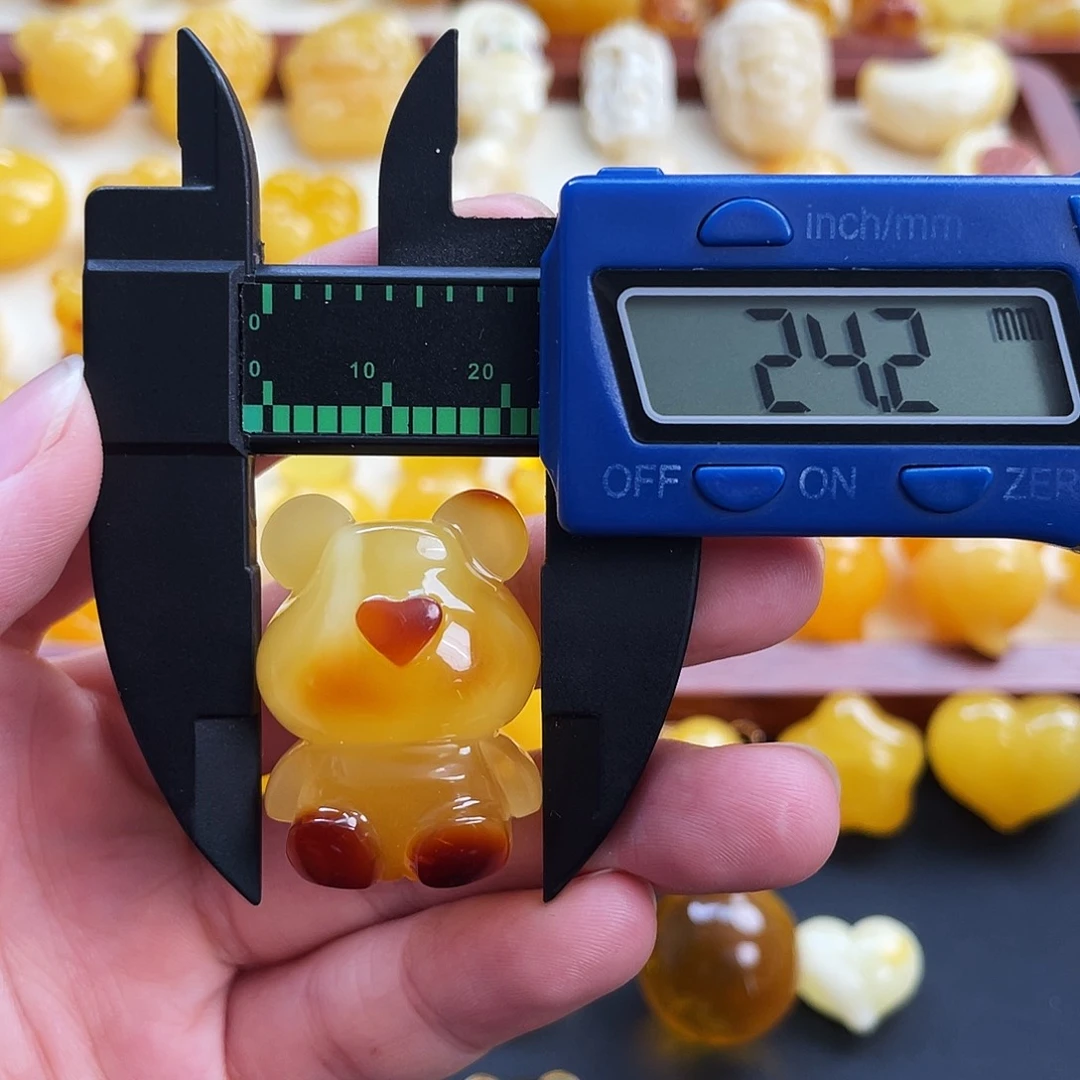 未镶嵌琥珀珠宝奇石