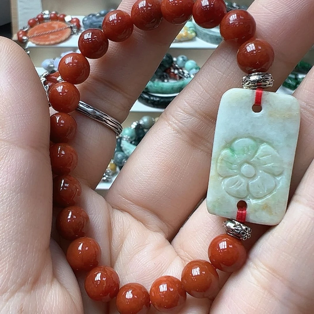 翡翠戒指未镶嵌沧桑