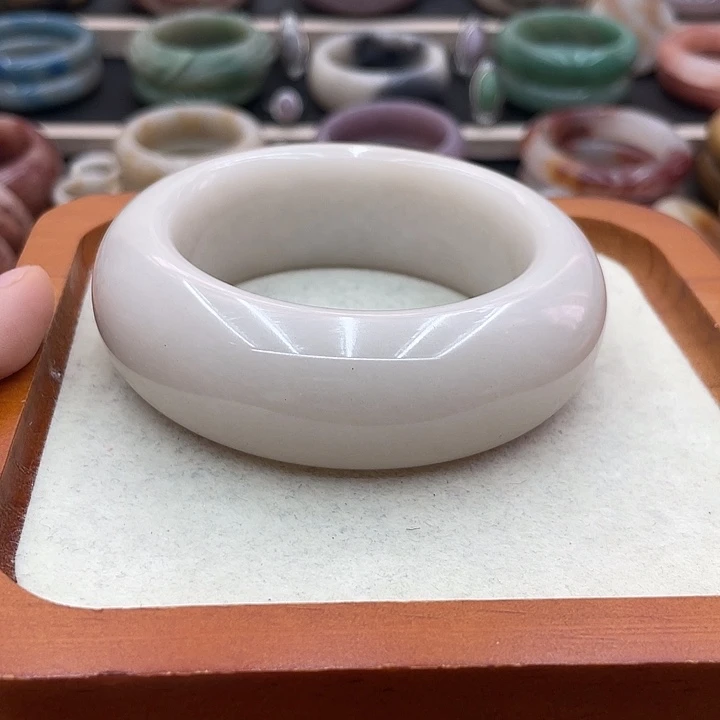 石英质玉圈口62未镶嵌