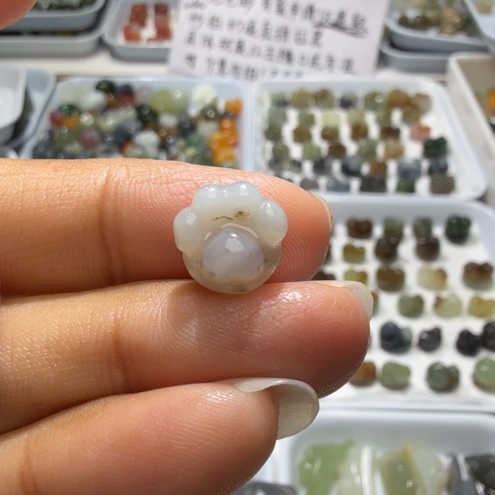 和田玉未镶嵌珠宝奇石