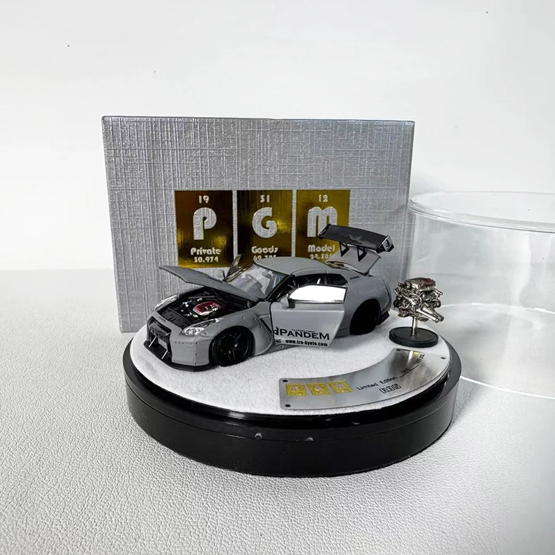 PGM 1:64 全开限量版 尼桑 GTR 35 仿真合金车模附引擎摆件战斗灰
