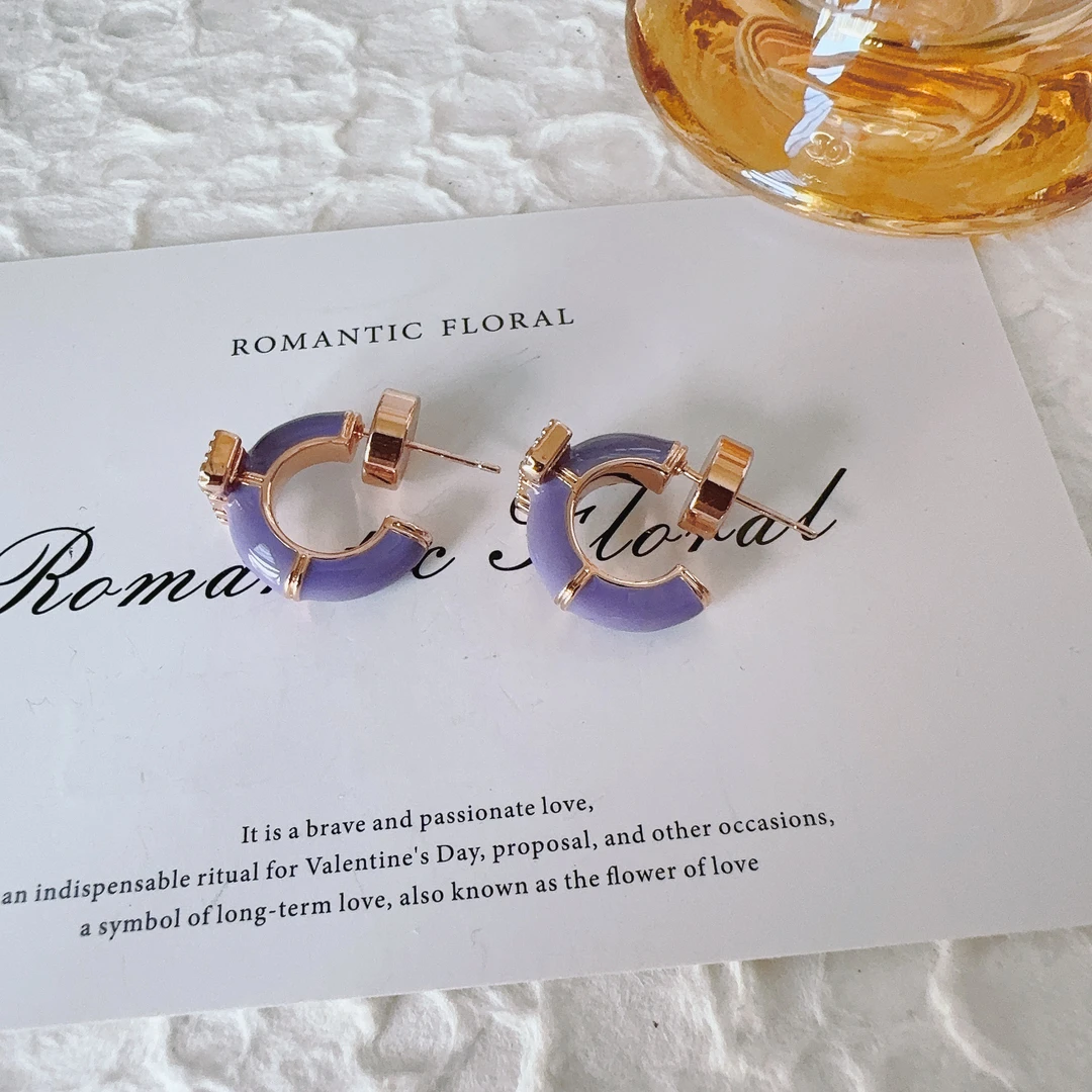 铜合金耳饰 4131 紫色滴油mm字母耳钉