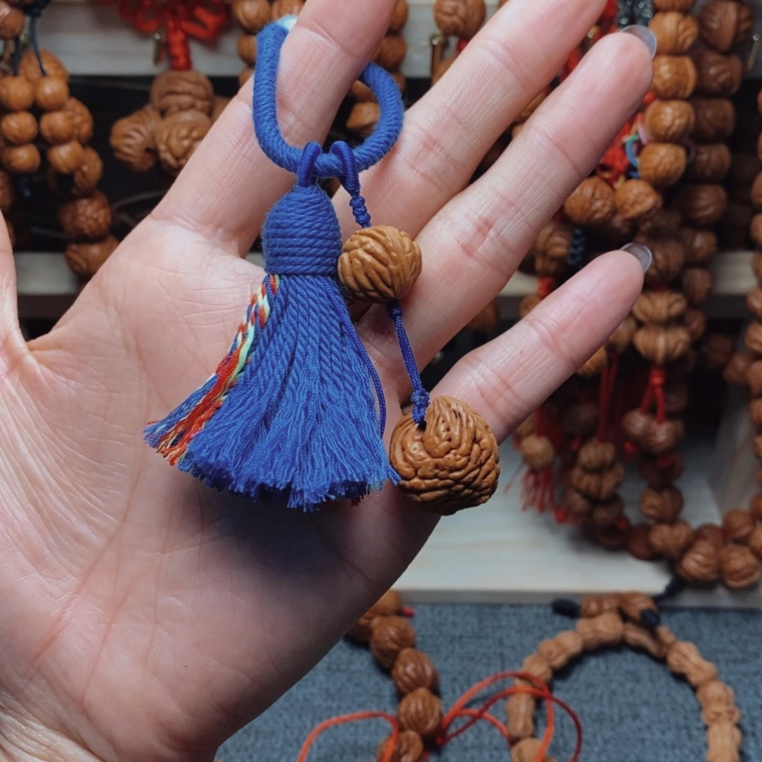 桃核吊坠龙纹桃枭