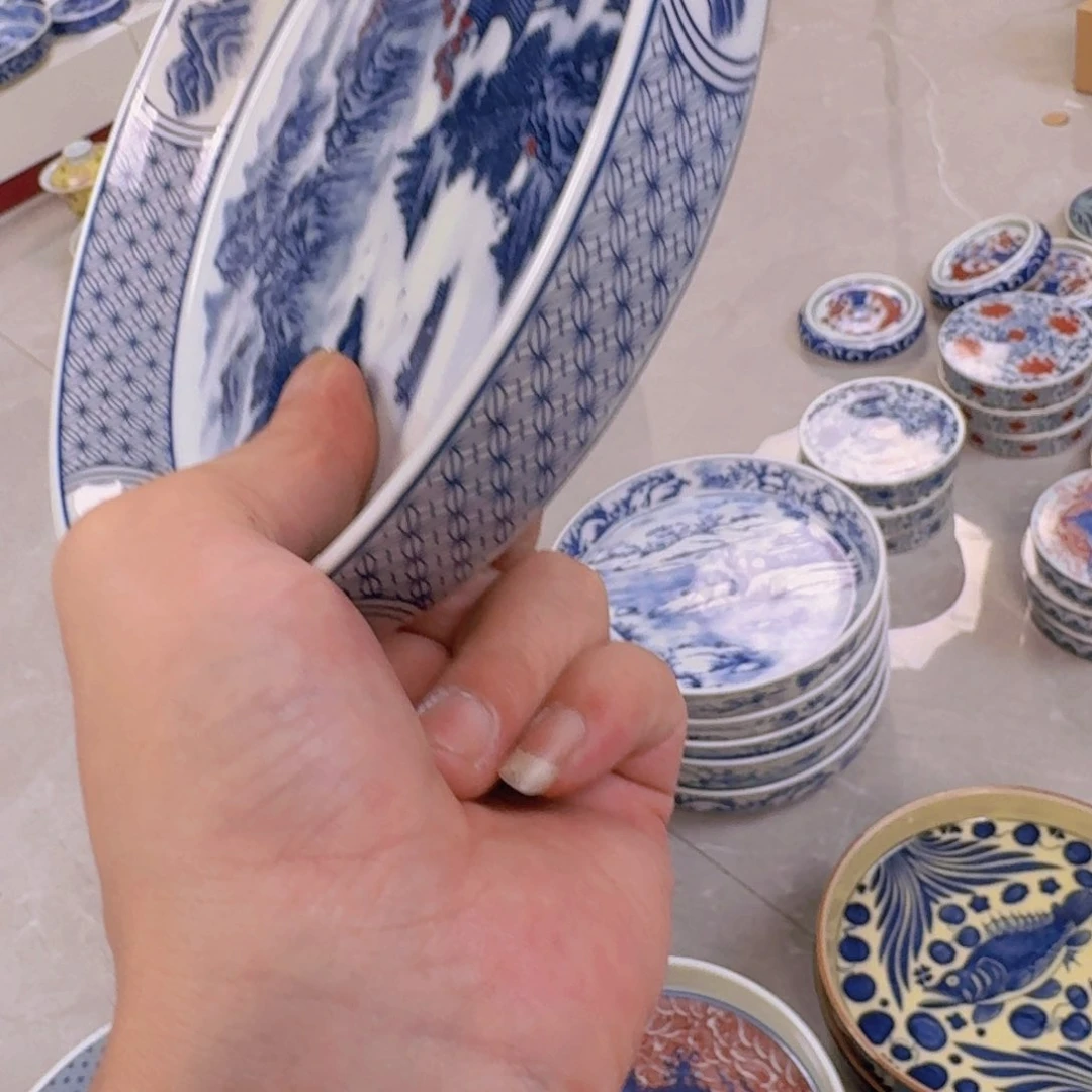 瓷片釉里红山水大壶乘景德镇