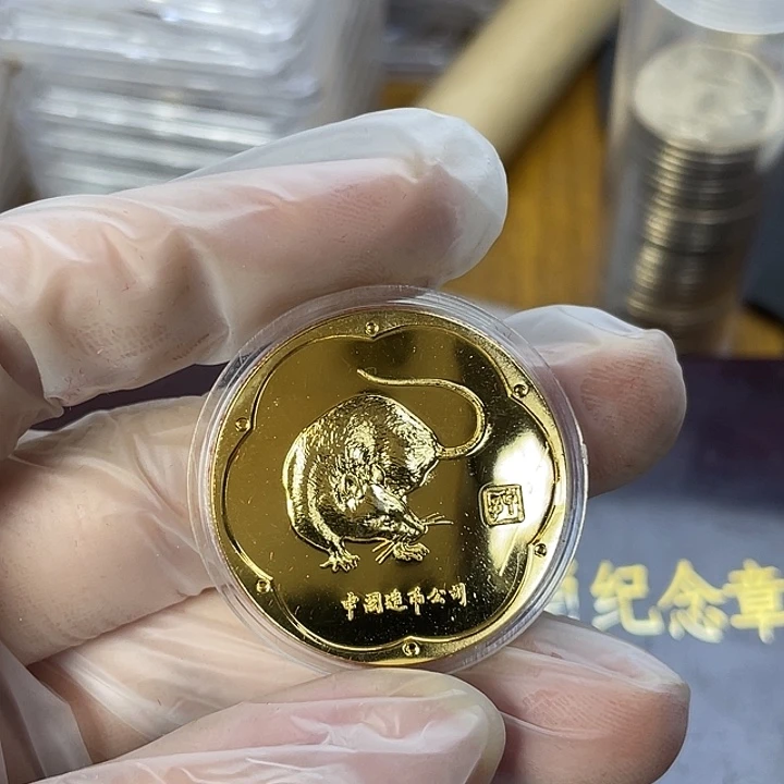 其他普通金属84年镀金生肖鼠