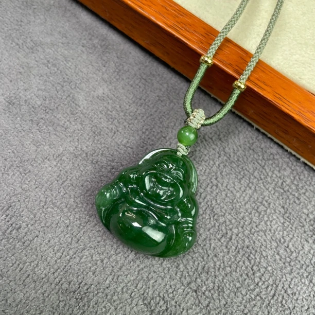 和田玉碧玉厚11mm左右佛公卡30mm多样性发货