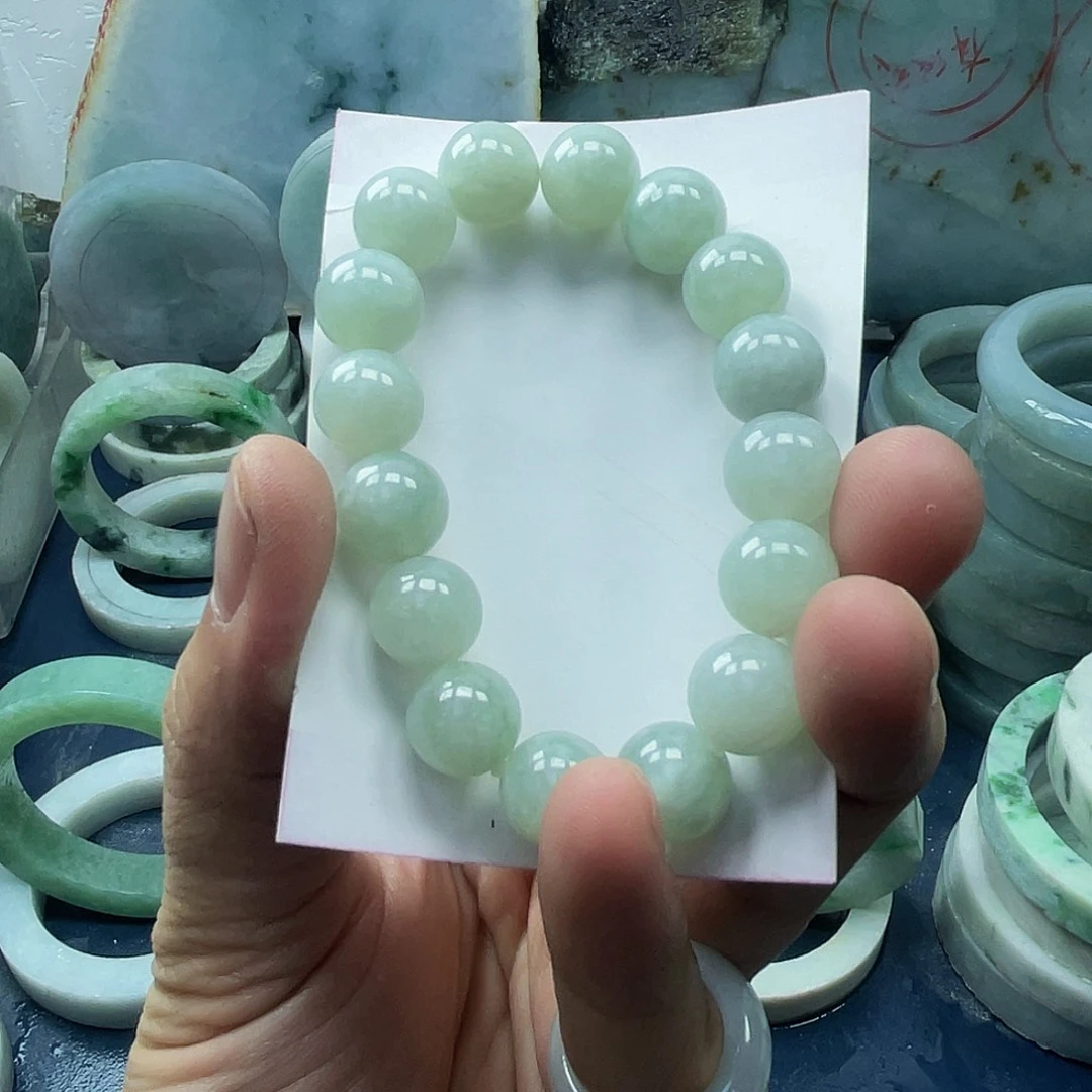东***）翡翠未镶嵌手链串聯