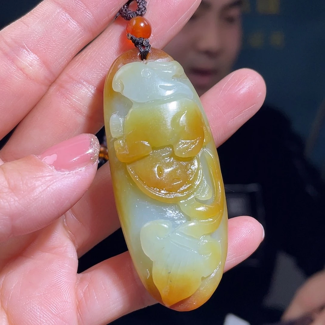 和田玉颈饰未镶嵌