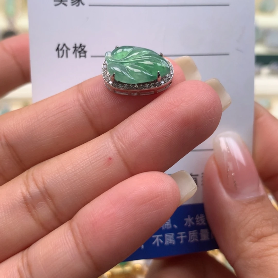 翡翠银S925镶嵌颈饰