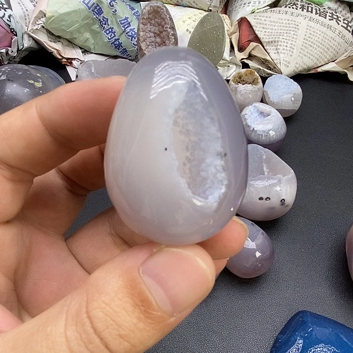 暗***殇玛瑙/玉髓未镶嵌珠宝奇石