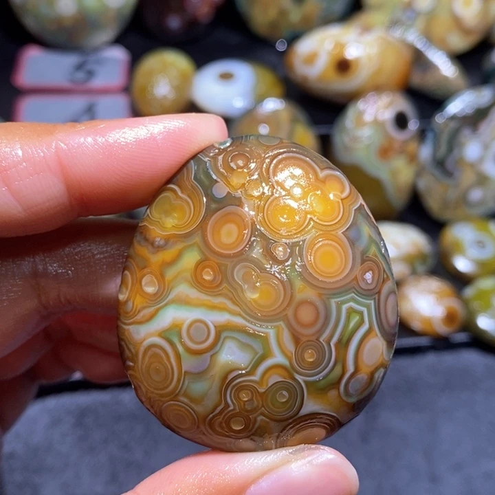 未镶嵌发饰玛瑙/玉髓100