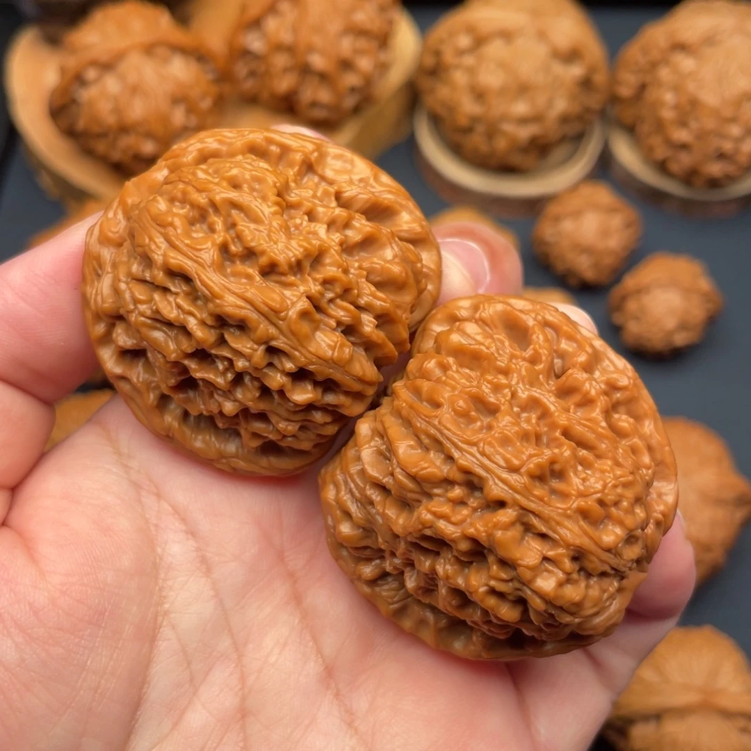 把件文玩核桃全品无修44红皮凹底南疆石