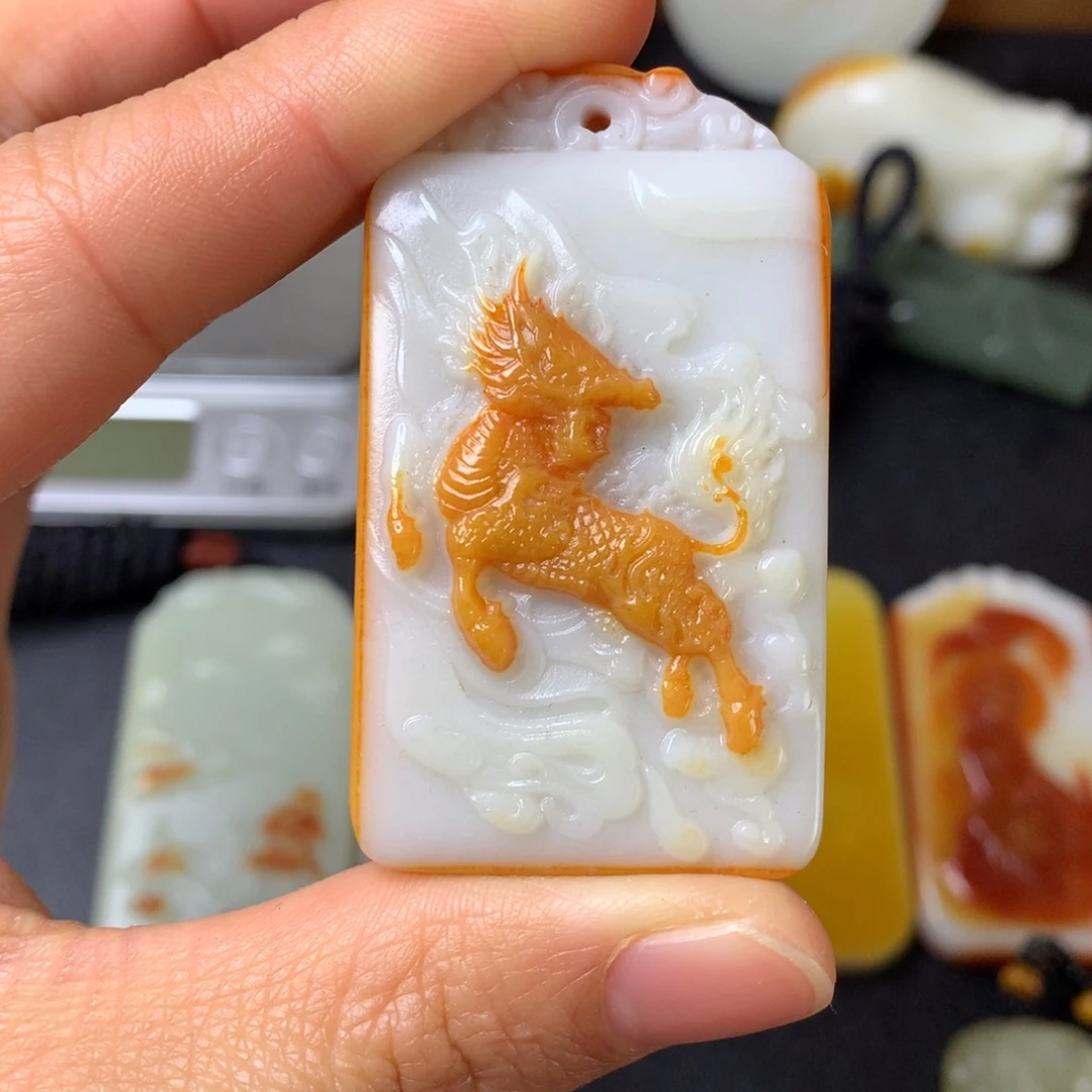 和田玉颈饰未镶嵌