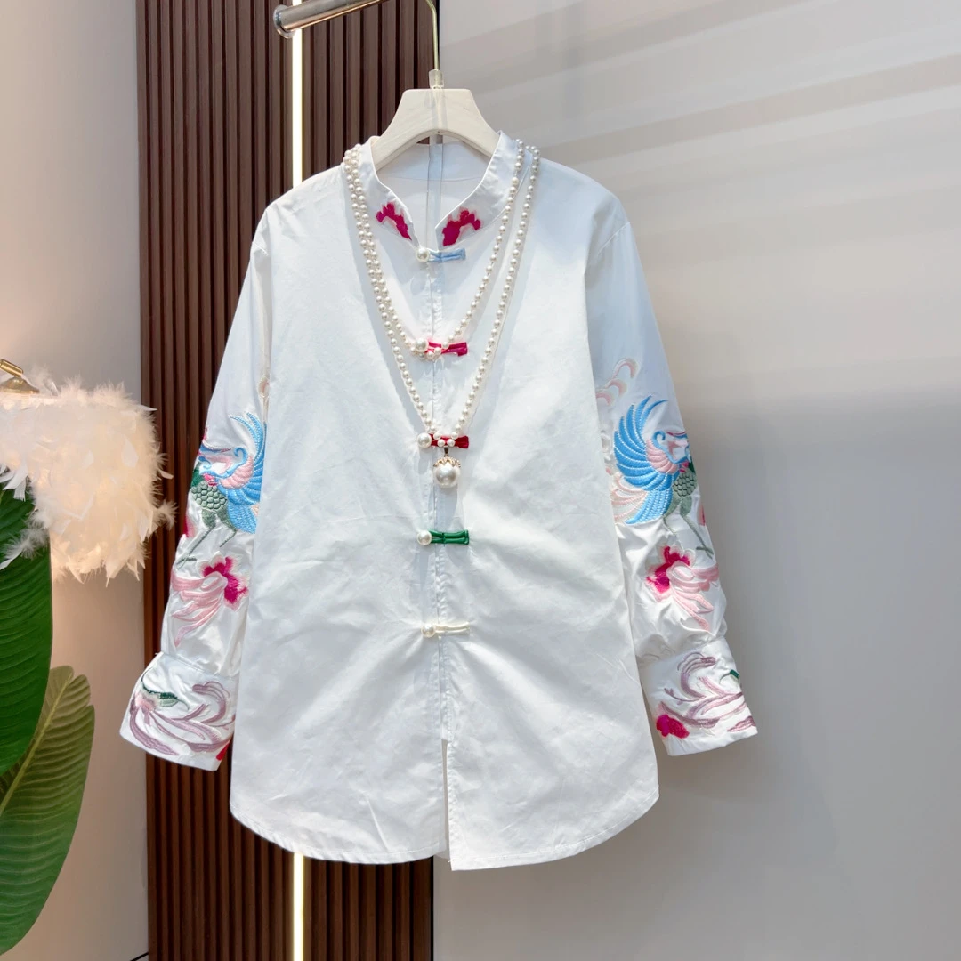 新中式国风女装2025春款小众设计感盘扣重工刺绣气质衬衫上衣